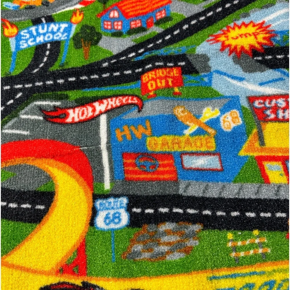 2014 Mattel Hot Wheels Trick Town Toy Race Car Play Mat/Track 39” x 25.5”